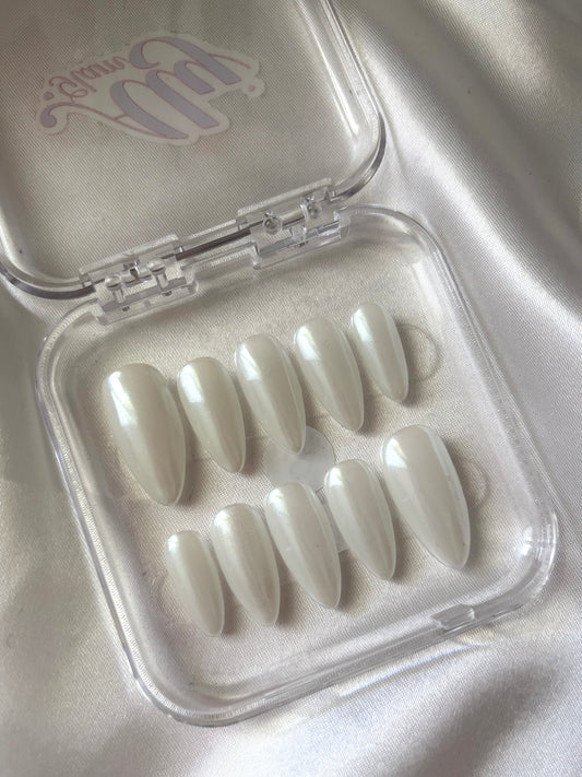 White Chrome